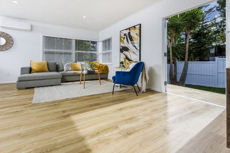 Photo of property in 36 Paramu Avenue, Birkdale, Auckland, 0626