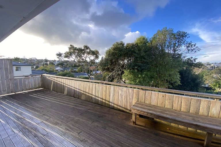Photo of property in 29 Cockayne Crescent, Sunnynook, Auckland, 0620