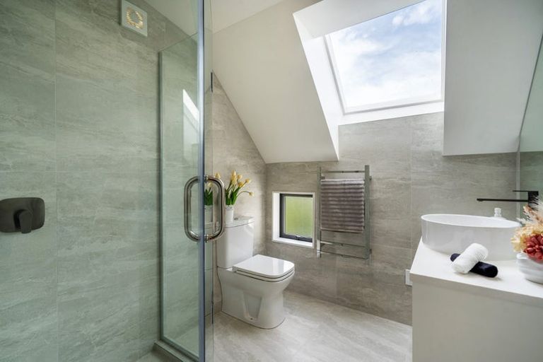 Photo of property in 3 Tapatai Place, Castor Bay, 0620