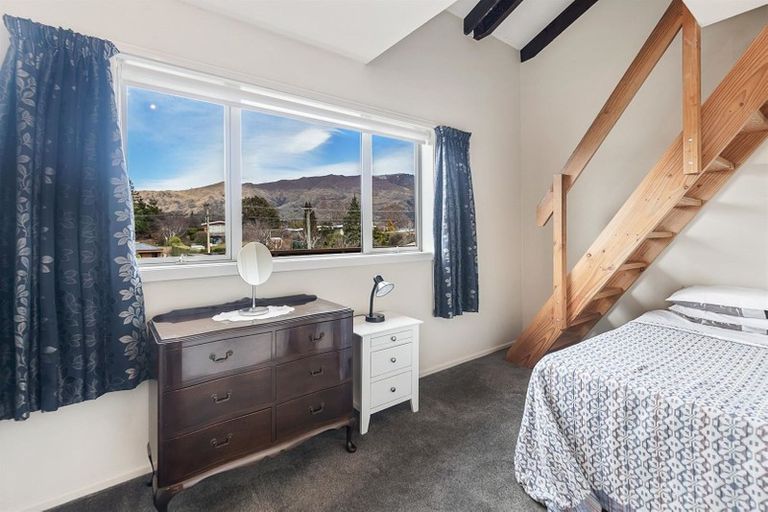 Photo of property in 124 Aubrey Road, Wanaka, 9305