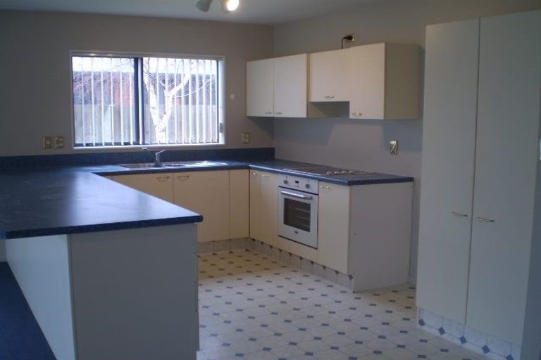 Photo of property in 8 Kotuku Crescent, Woolston, Christchurch, 8023