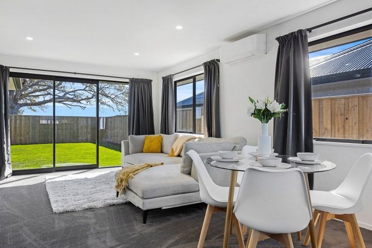 Photo of property in 27 Crossley Avenue, Woodend, 7610