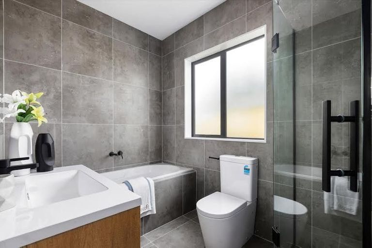 Photo of property in 103 Schoolside Road, Kumeu, 0810