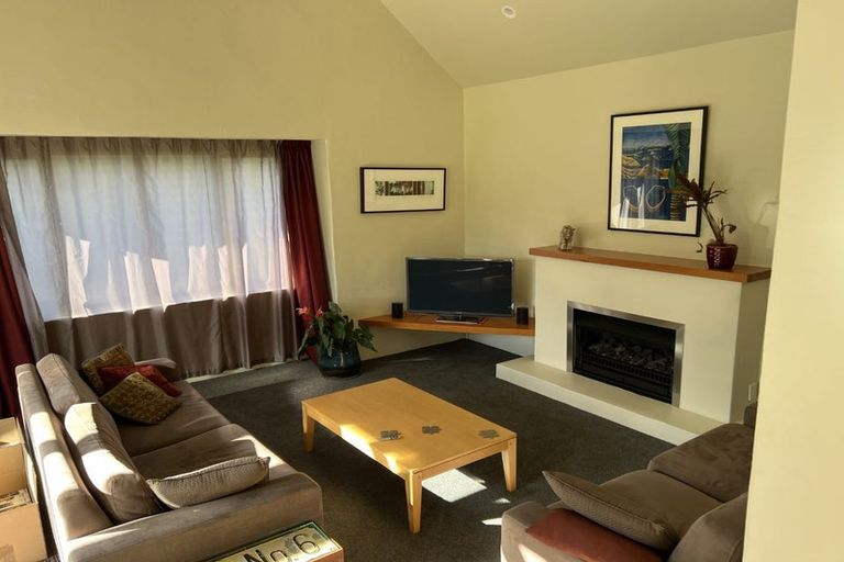 Photo of property in 4 Monkton Close, Greenhithe, Auckland, 0632