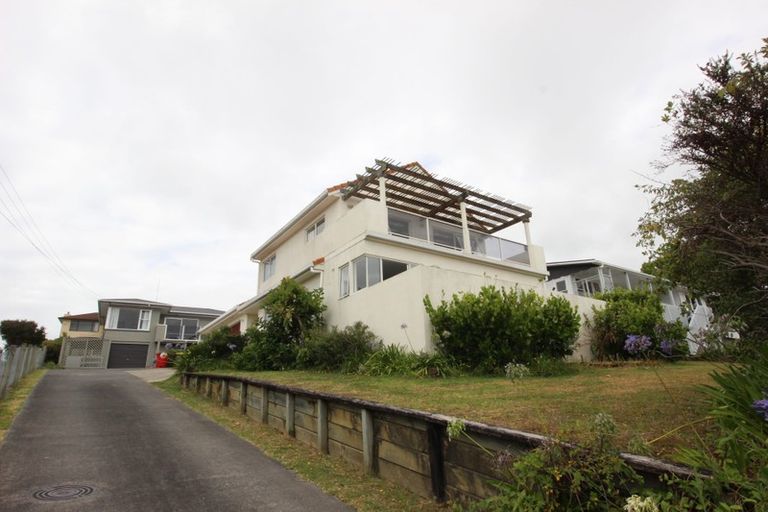 Photo of property in 25a Brightside Road, Stanmore Bay, Whangaparaoa, 0932
