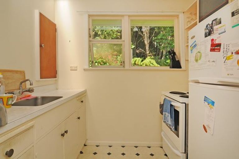 Photo of property in 72 Warwick Street, Wilton, Wellington, 6012