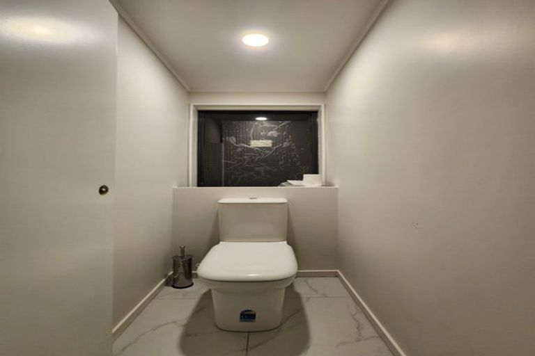 Photo of property in 49 Golfland Drive, Golflands, Auckland, 2013