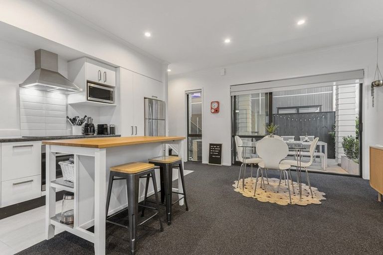 Photo of property in 36 Onekiritea Road, Hobsonville, Auckland, 0616