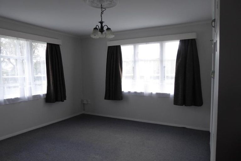 Photo of property in 20 Oxford Crescent, Ebdentown, Upper Hutt, 5018