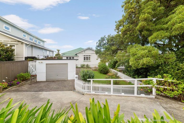 Photo of property in 37 Belvedere Road, Hataitai, Wellington, 6021