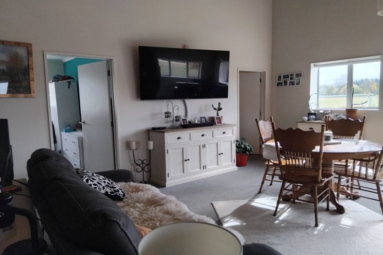 Photo of property in 17 Siegerts Road, Kimbell, Fairlie, 7987