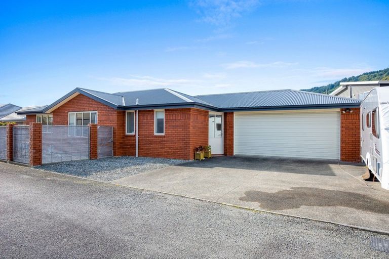 Photo of property in 253b Waikawa Road, Waikawa, Picton, 7220