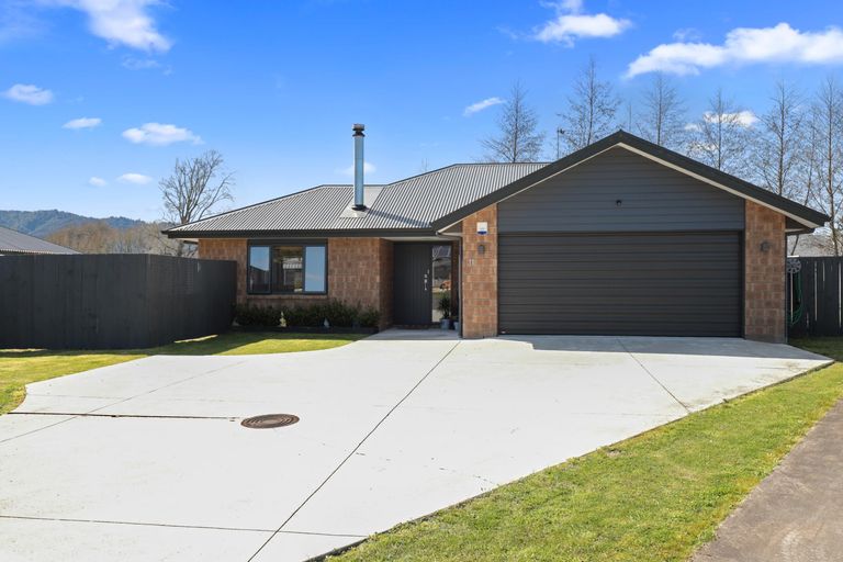 Photo of property in 11 Whitby Close, Ngaruawahia, 3720