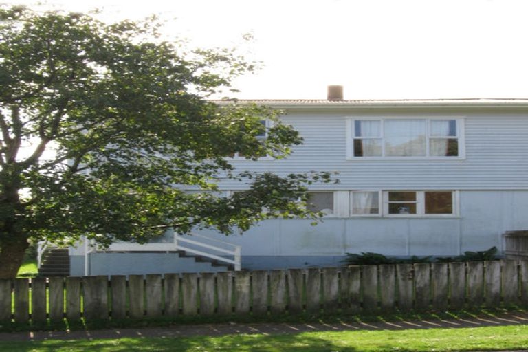 Photo of property in 85-87 Bedford Street, Cannons Creek, Porirua, 5024