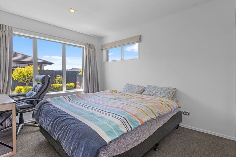 Photo of property in 32 Buckhurst Avenue, Wigram, Christchurch, 8042