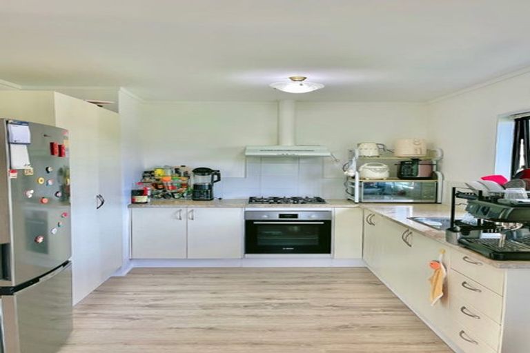 Photo of property in 25b Metcalfe Road, Ranui, Auckland, 0612