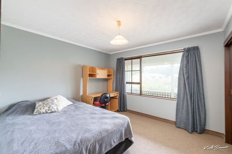 Photo of property in 115 Gemstone Drive, Birchville, Upper Hutt, 5018