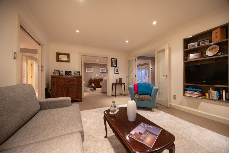 Photo of property in 42 Lincoln Terrace, Hokowhitu, Palmerston North, 4410