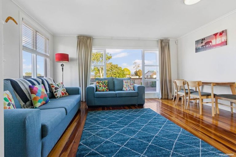 Photo of property in 237 Sturges Road, Henderson, Auckland, 0612