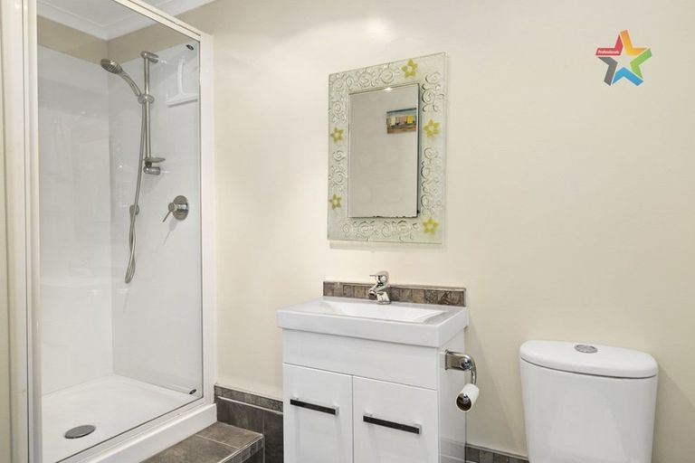 Photo of property in 7 Panorama Grove, Harbour View, Lower Hutt, 5010