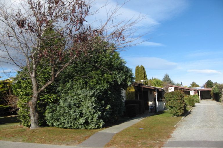 Photo of property in 74 Molyneux Avenue, Cromwell, 9310