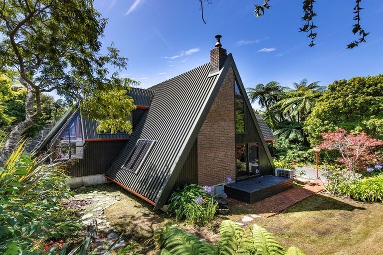 Photo of property in 8 Leith Crescent, Greymouth, 7805