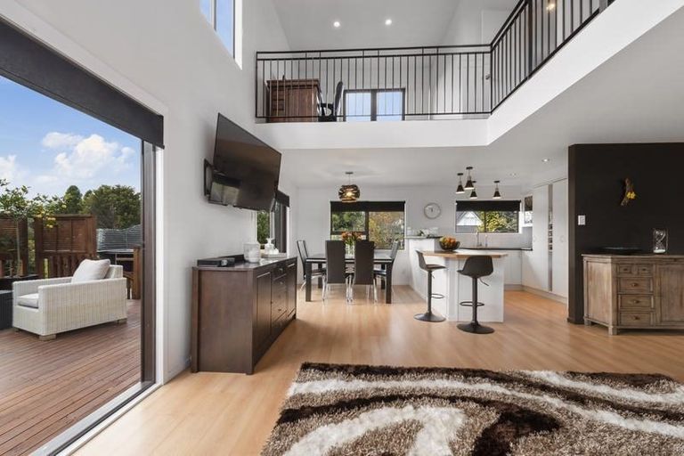 Photo of property in 42 Weza Lane, Kumeu, 0810