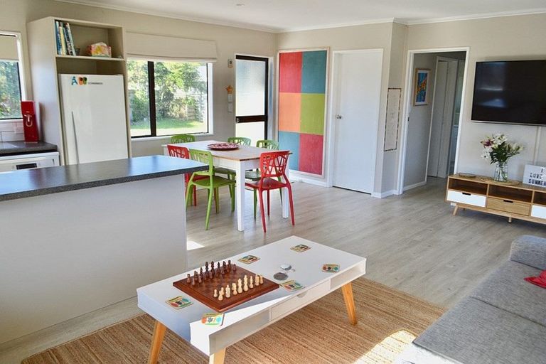 Photo of property in 40 Scott Avenue, Otaki Beach, Otaki, 5512