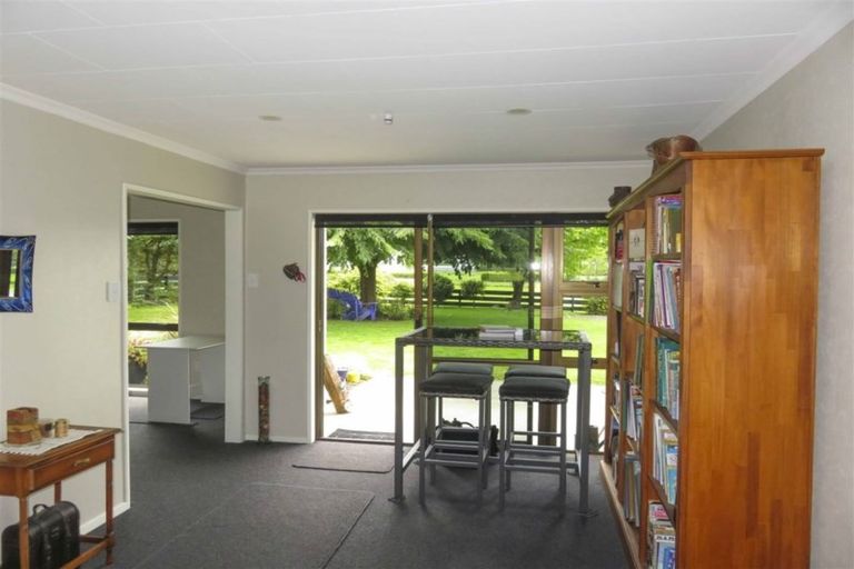 Photo of property in 73 Flora Road East, Makarewa, Invercargill, 9876