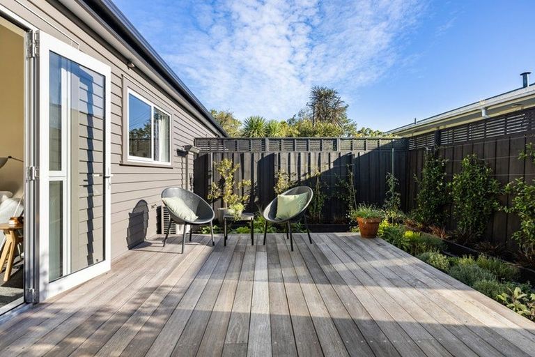 Photo of property in 2/11 Harvey Terrace, Richmond, Christchurch, 8013