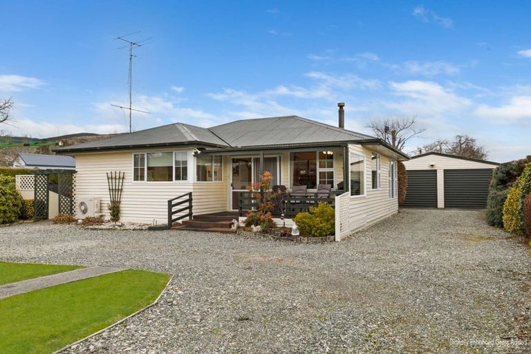 Photo of property in 50 Wylam Street, Waikaia, 9778