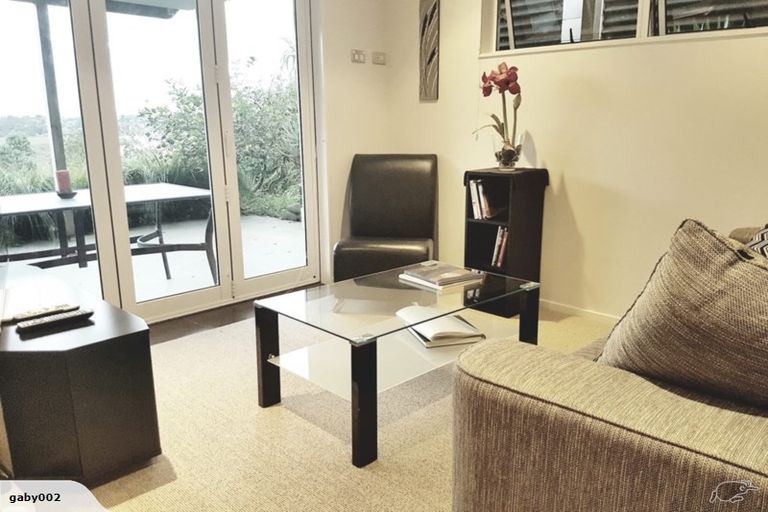 Photo of property in 65 George Point Road, Onerahi, Whangarei, 0110