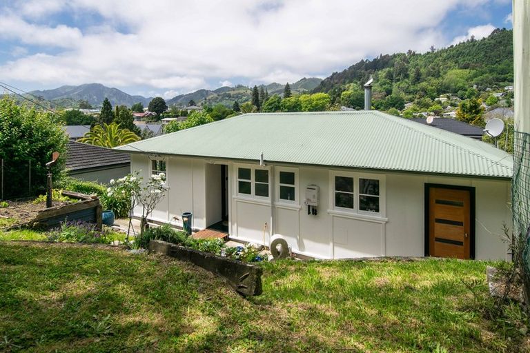 Photo of property in 49 Renwick Place, Nelson South, Nelson, 7010