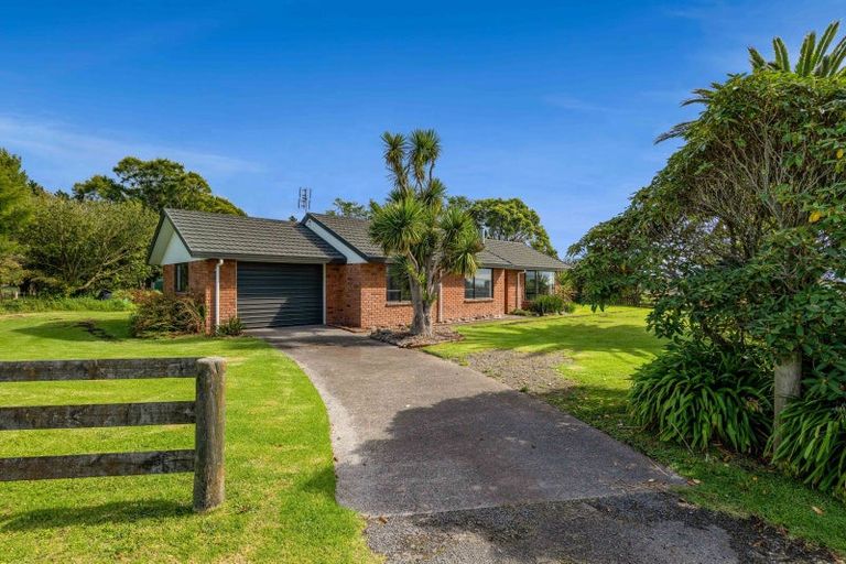 Photo of property in 40 Rona Road, Brixton, Waitara, 4382