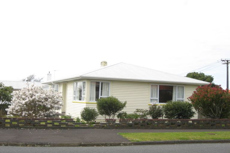 Photo of property in 23 Drake Street, Vogeltown, New Plymouth, 4310