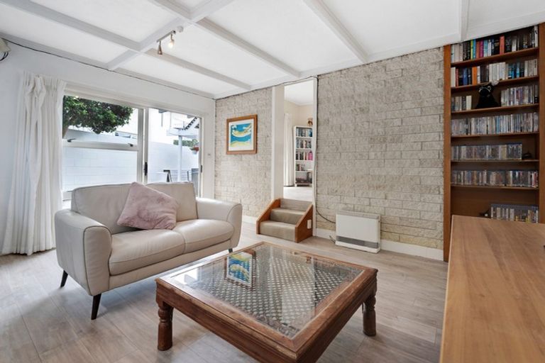 Photo of property in 26 Amante Crescent, Mairangi Bay, Auckland, 0630