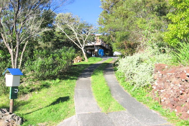 Photo of property in 17 Yorke Road, Haruru, 0204