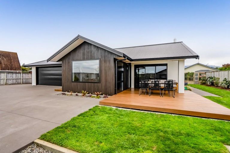 Photo of property in 7 Hodge Park Lane, Inglewood, 4330