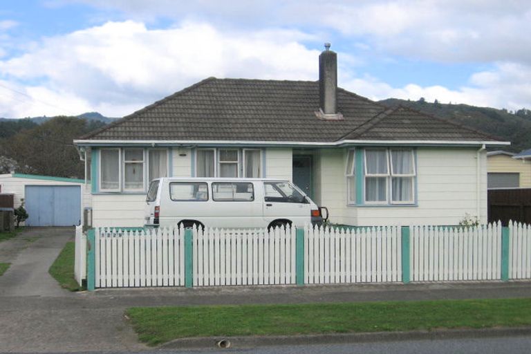 Photo of property in 1229 Taita Drive, Taita, Lower Hutt, 5011