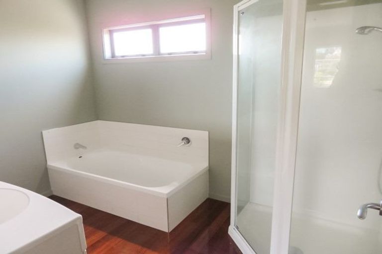 Photo of property in 27a Hawtrey Terrace, Churton Park, Wellington, 6037