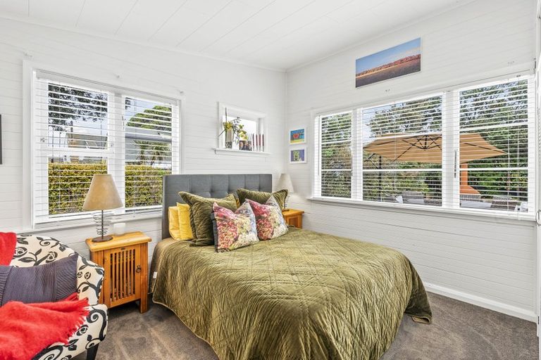 Photo of property in 14 Toi Street, Otaki Beach, Otaki, 5512