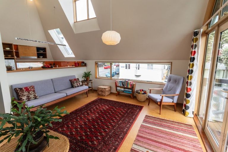 Photo of property in 83a Majoribanks Street, Mount Victoria, Wellington, 6011