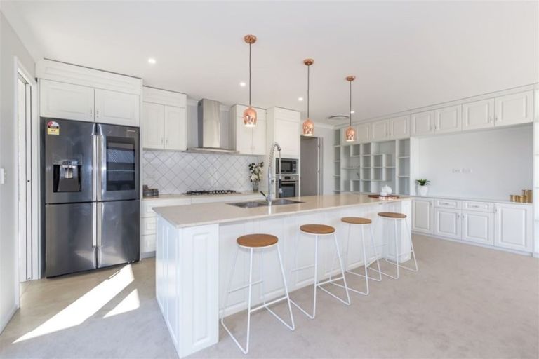 Photo of property in 19 Bradbury Avenue, Rolleston, 7614