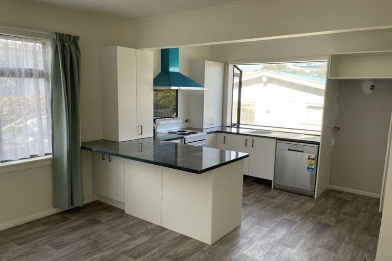 Photo of property in 19 Bignell Street, Gonville, Whanganui, 4501