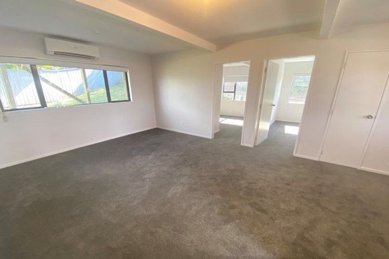 Photo of property in 115 Queens Road, Waikanae Beach, Waikanae, 5036