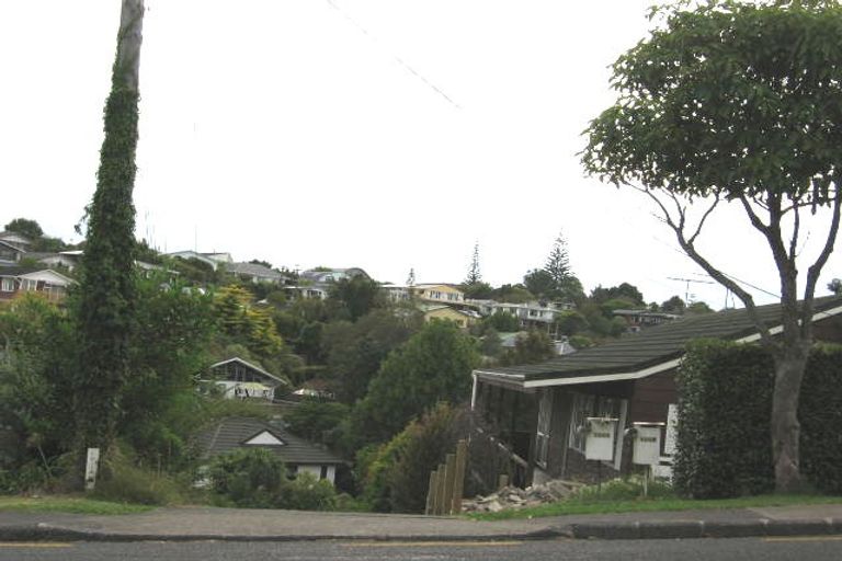 Photo of property in 1/124 Deep Creek Road, Torbay, Auckland, 0630