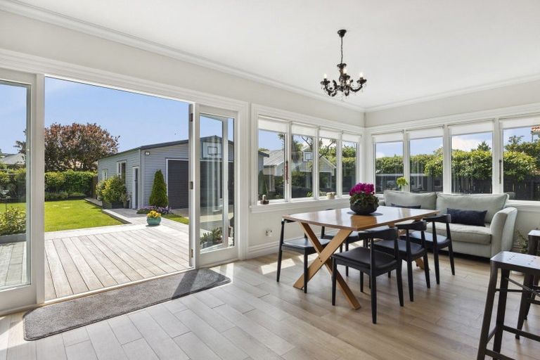 Photo of property in 69 Albert Street, Saint Clair, Dunedin, 9012