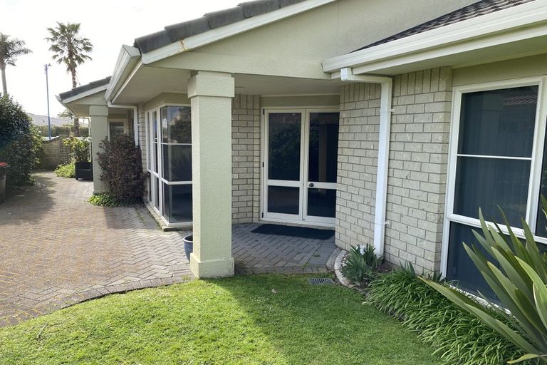 Photo of property in 22 Monterey Key, Papamoa Beach, Papamoa, 3118