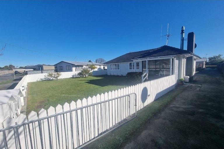 Photo of property in 16 Norman Street, Nawton, Hamilton, 3200