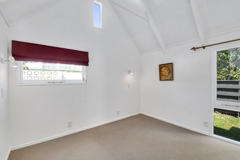 Photo of property in 11 Haast Close, Kelson, Lower Hutt, 5010